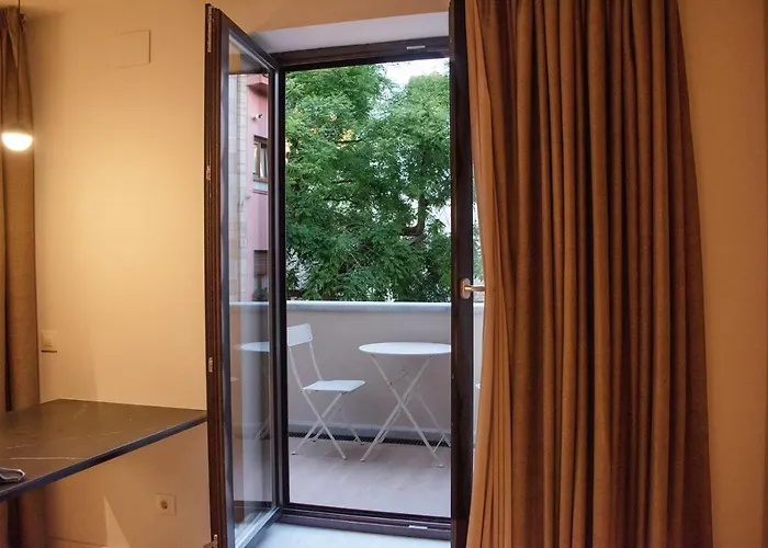 Puerta De Apartamento Llanes